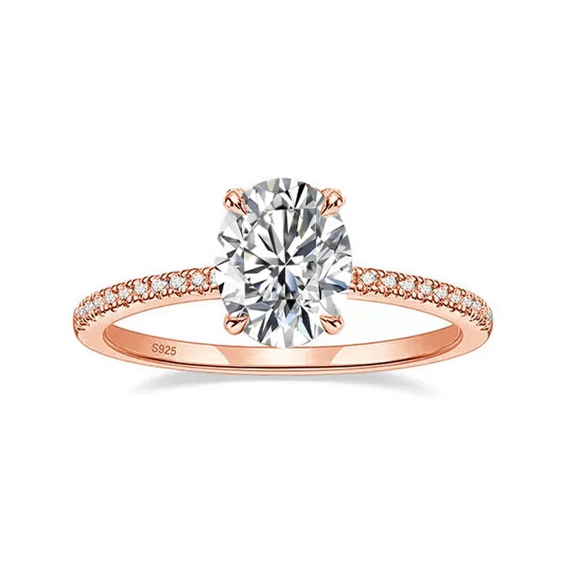 Oval Cut Moissanite Engagement Ring